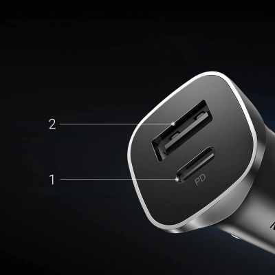 11. Ładowarka samochodowa Ugreen CD130 USB-A / USB-C 30W - szara