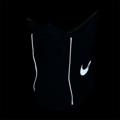 4. Komin Nike Strike Winter Warrior DC9165-384