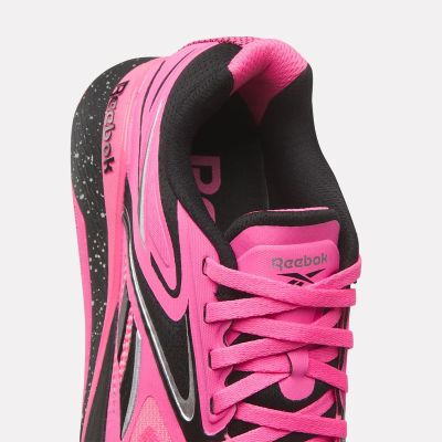 7. Sneakersy Reebok NANO X5 EDGE ATOMIC PINK/WHITE (100244436)