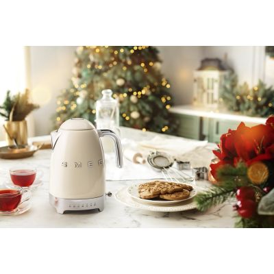 67. Smeg KLF03CREU czajnik elektryczny 1,7 l 2400 W Kremowy