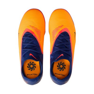 10. Buty piłkarskie dla dzieci Nike Phantom 6 Low PRO FG/MG EH HQ2047 800