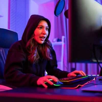 10. Mysz bezprzewodowa Wozinsky WMGB-3200 gamingowa optyczna z wbudowanym akumulatorem 3200 DPI z oświetleniem RGB - czarna