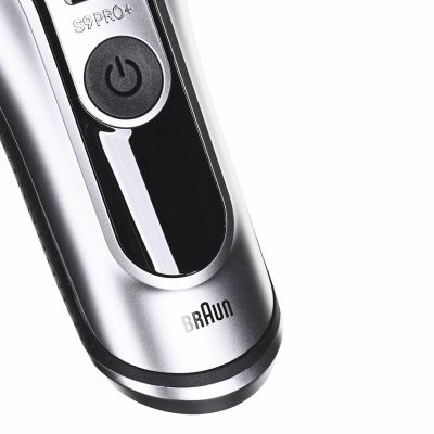 6. Golarka Series 9 PRO+ silver 9667CC Braun