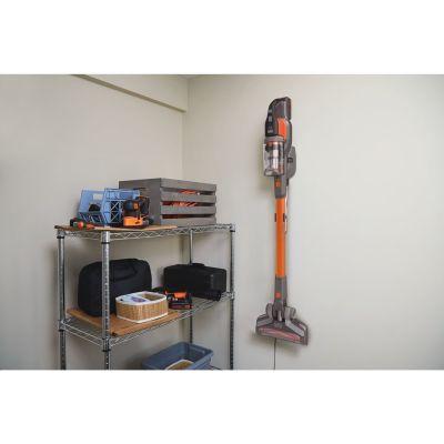 11. Odkurzacz 18V BHFEV182C-QW BLACK+DECKER