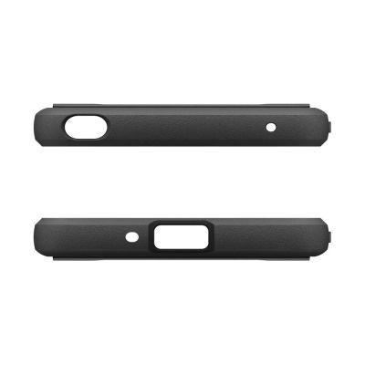 5. Etui Spigen Rugged Armor na Sony Xperia 10 VII - czarny mat