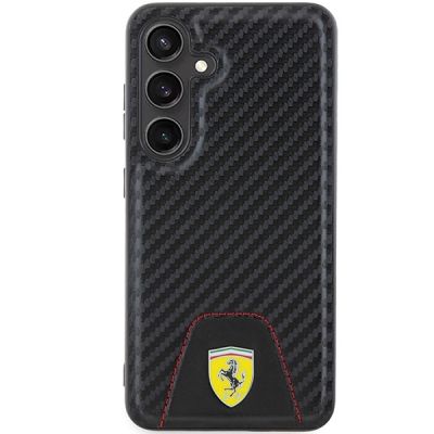 3. Etui Ferrari Carbon Stitched Bottom na Samsung Galaxy S24 - czarne