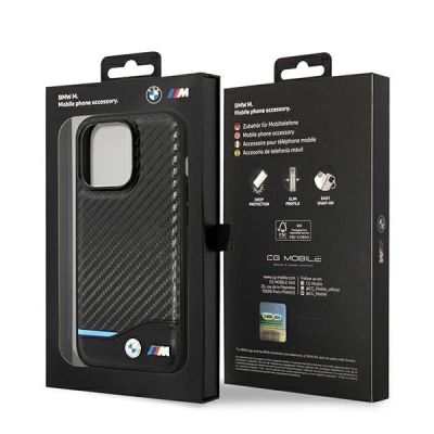 8. Etui BMW Leather Carbon na iPhone 14 Pro Max - czarne