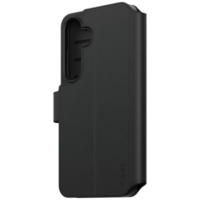 3. Etui CARE by PanzerGlass Feature Wallet Kickstand na Samsung Galaxy S25 - czarne