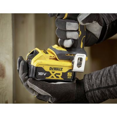 8. Wkrętarka DEWALT UD 18V DCD799P2T 74Nm 2x5,0Ah BL TSTAK