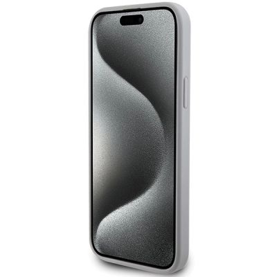 5. Etui Guess Strass Metal Logo do iPhone 15 Plus - srebrne