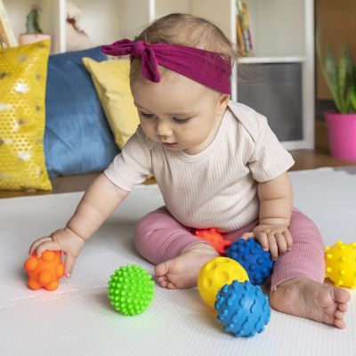 3. Piłki sensoryczne kształty AM Tullo 419