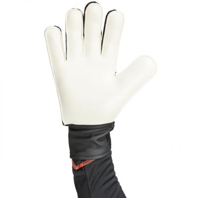 5. Rękawice bramkarskie adidas Copa Club M IQ4017