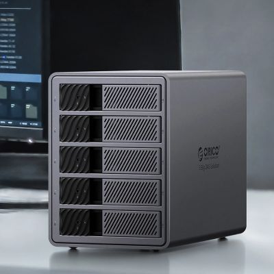 3. Macierz dyskowa Orico 9858T3 5 Big DAS Solution ProThunder z Thunderbolt 3 na 5 dysków 2,5"/3.5" SATA HDD/SSD - szara