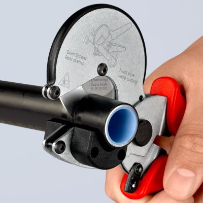 49. KNIPEX OBCINAK DO RUR KOMPOZYTOWYCH I PLASTIKOWYCH