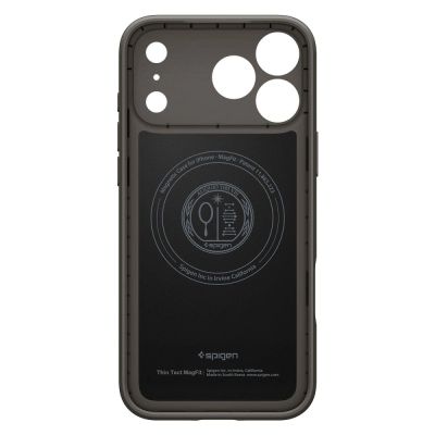 4. Etui Spigen Thin Fit MagSafe na iPhone 18 Pro / 17 Pro - czarne