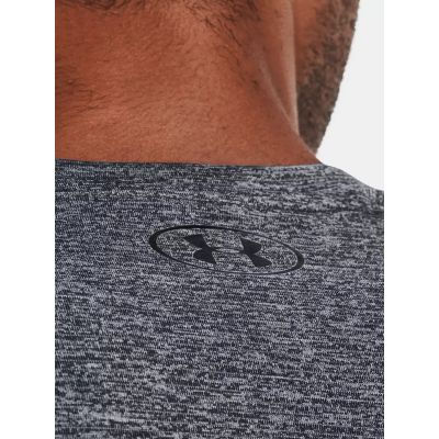 6. Koszulka Under Armour M 1328496-012