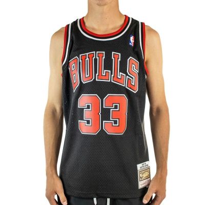Mitchell &amp; Ness koszulka męska Chicago Bulls NBA Swingman Alternate Jersey Bulls 97 Scottie Pippen SMJYGS18151-CBUBLCK97SPI