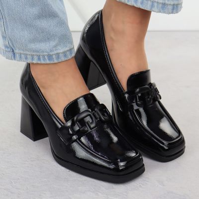 16. Półbuty na słupku Potocki W SZ12553 WOL289A