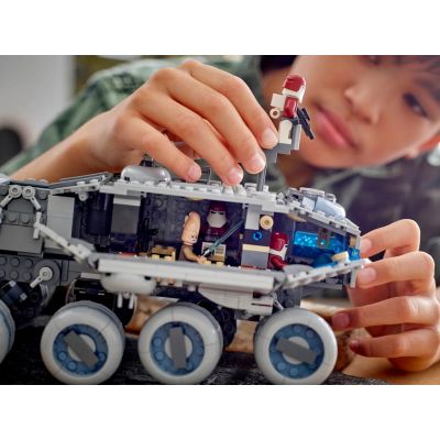 7. LEGO Star Wars 75413 Czołg Republiki Juggernaut