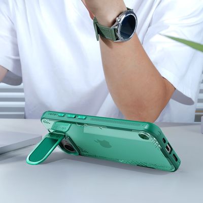 12. Etui Nillkin Iceblade Prop z osłoną obiektywu i podstawką na iPhone 16e / 17e - zielone