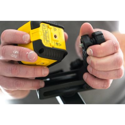 3. Stanley STHT77498-1 niwelator obrotowy Niwelator liniowy 12 m
