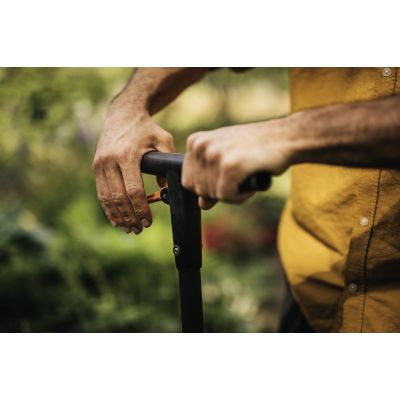 5. FS. Sadzarka ERGO z długim trzonkiem