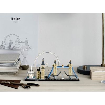 8. LEGO Architecture 21034 Londyn
