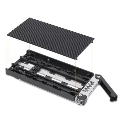 7. IcyDock M.2 PCIe NVMe SSD Mobilny stojak do zewnętrznych 3.5 4i 2x