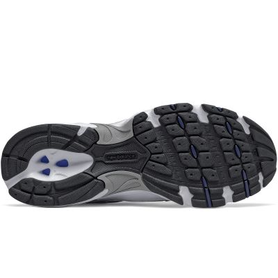 8. Buty New Balance M MR530SG
