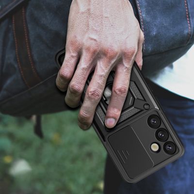 8. Etui pancerne Hybrid Armor Camshield z osłoną aparatu i metalowym ringiem do Samsung Galaxy S25+ - czarne