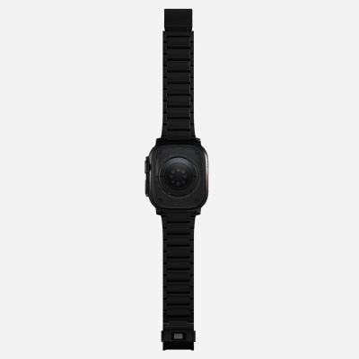 10. NOMAD Titanium Band - tytanowa bransoleta do Apple Watch 46mm/49mm (black hardware) V2