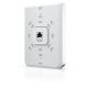 22. Access Point Wi-Fi 6 Ubiquiti UniFi U6 In-Wall 2.4GHz(2x2)/5GHz(4x4)/6GHz(–) PoE+/PoE 4x1G 1x2,5G