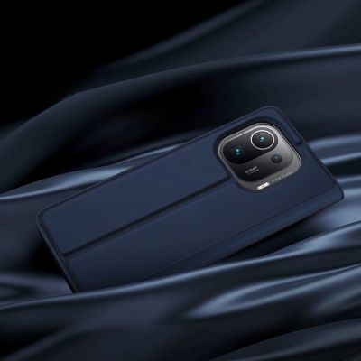 21. DUX DUCIS Skin Pro kabura etui pokrowiec z klapką Xiaomi Mi 11 Pro niebieski