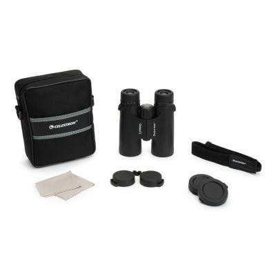8. Lornetka Celestron Outland X 8X42 BaK-4 Czarny