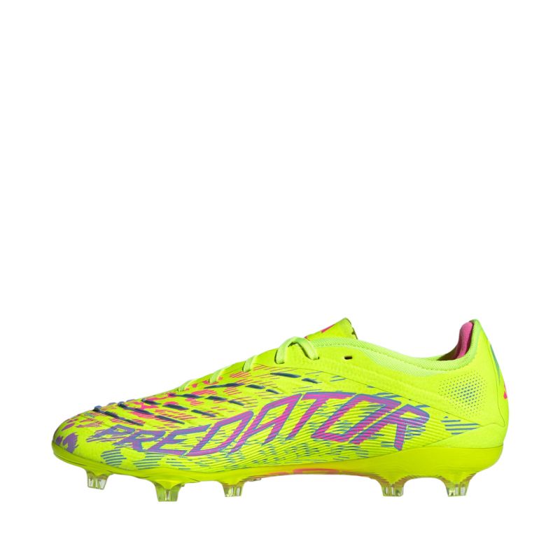 5. Buty piłkarskie adidas Predator Pro FG JH6467