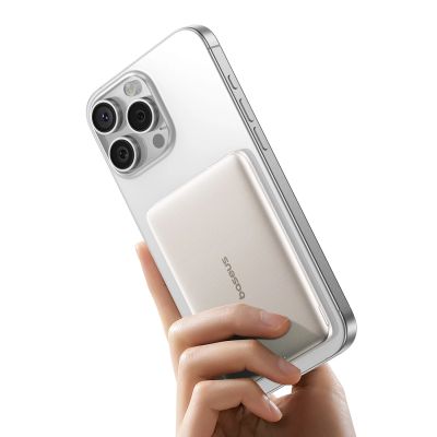 2. Powerbank Baseus PicoGo AM41 Ultra-Slim 5000mAh 20W kompatybilny z MagSafe z kablem Bases Simple USB-C 60W 30cm - tytanowy