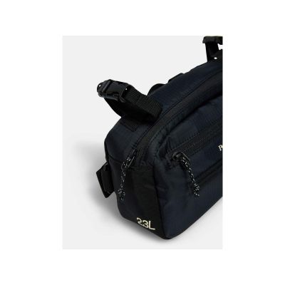 2. Nerka Peak Performance Street Bike Bag - black
