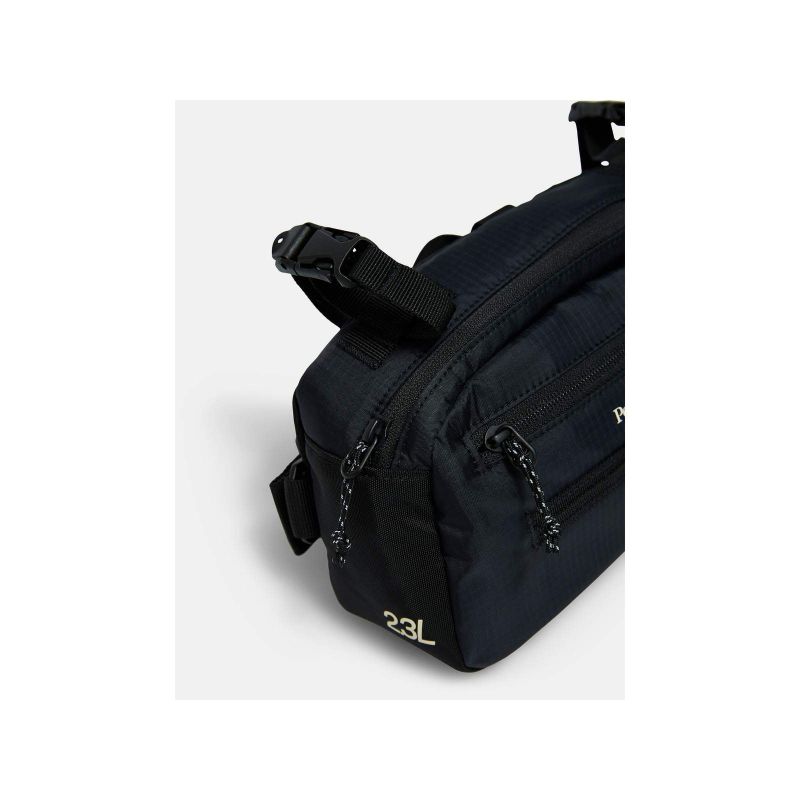 2. Nerka Peak Performance Street Bike Bag - black