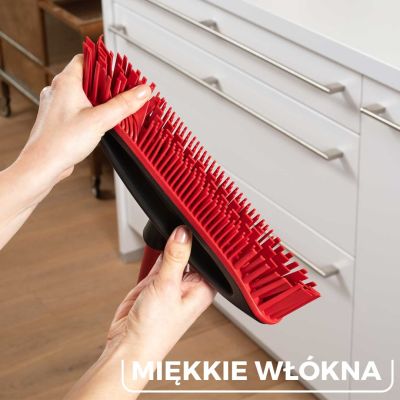 8. Szczotka do zamiatania sierści i włosów Vileda Always Clean PET PRO
