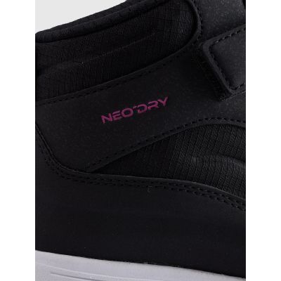 7. Buty zimowe śniegowce z izolacją Primaloft dziewczęce 4F 4FJRAW25FSBSF037-21S