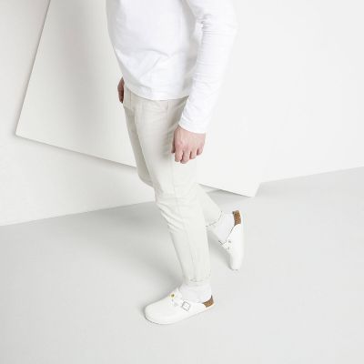 4. Chodaki damskie Birkenstock Boston ESD White skóra naturalna klapki medyczne narrow wąskie (0061378)