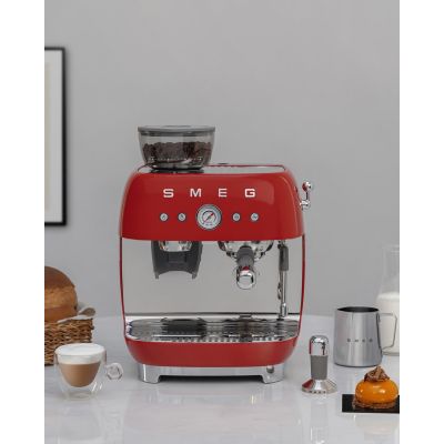 20. Smeg EGF03RDEU ekspres do kawy Ręczny Ekspres do espresso 2,4 l