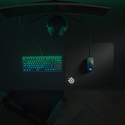 7. Podkładka SteelSeries  63008