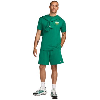 7. Spodenki męskie Nike Club zielone FQ4359 365