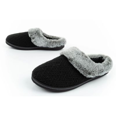 36. Kapcie Skechers W 167225/BLK