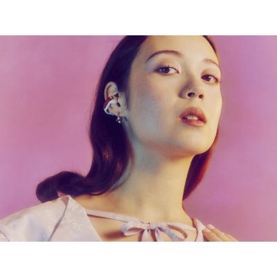 3. Otwarte słuchawki douszne Bose Ultra Sunset Idiscent 881046-0900