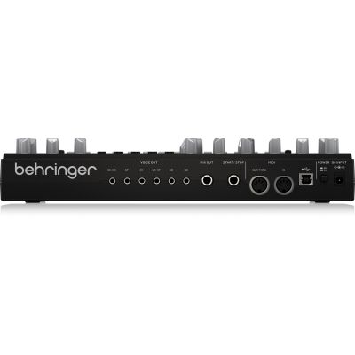 6. Behringer RD-6-BK automat rytmiczny / perkusyjny