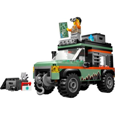 3. LEGO CITY 60447 Górska ciężarówka terenowa 4x4