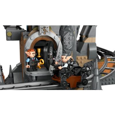 6. LEGO Harry Potter 76417 Bank Gringotta - Edycja Kolekcjonerska