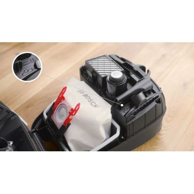 7. Odkurzacz workowy Bosch Serie 4 BGB41PET1 czerwony